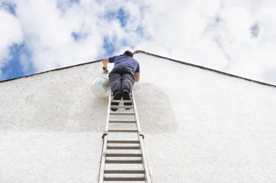 Peinture extérieure à Ussat — façades et ravalement
